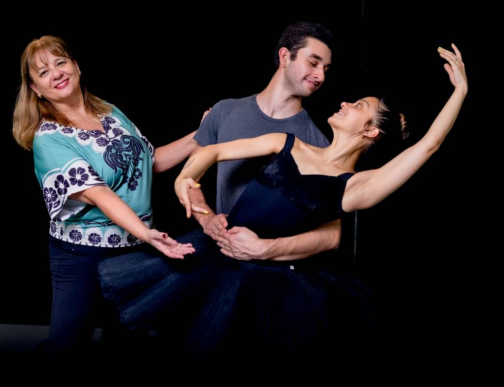 Cisne Negro promove shows de dança em hospitais paulistanos