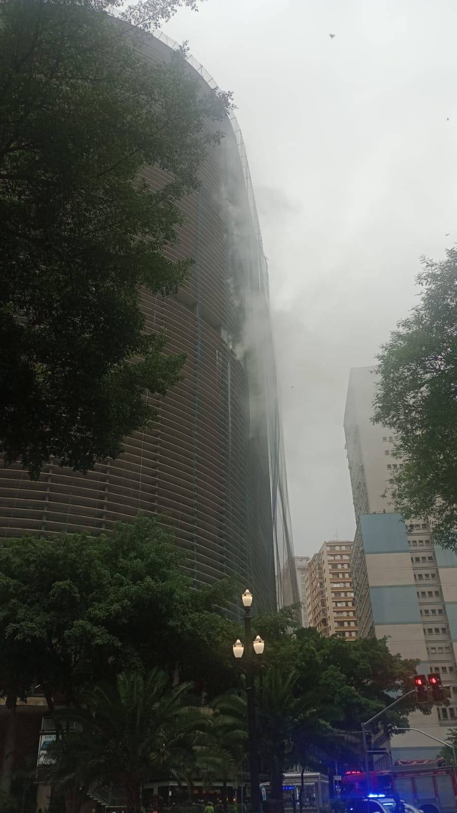 Incêndio atinge Edifício Copan, no centro da cidade