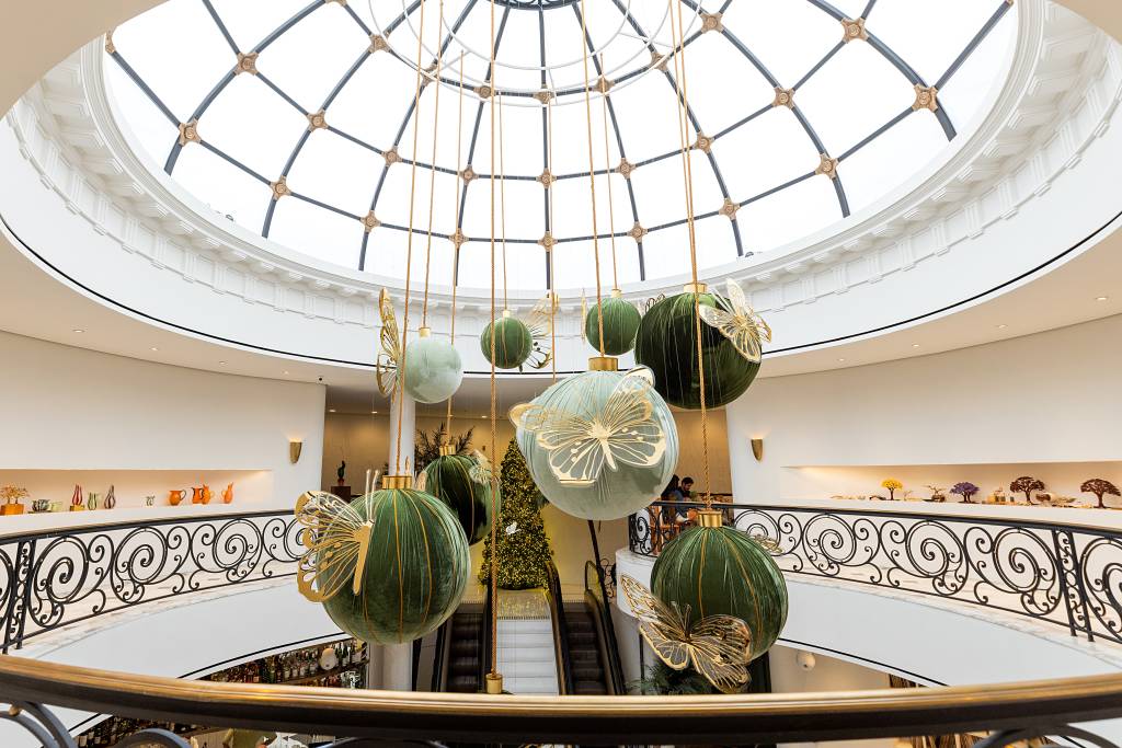 Tania Bulhões estreia decoração de Natal com mais de 40 mil pontos de luz