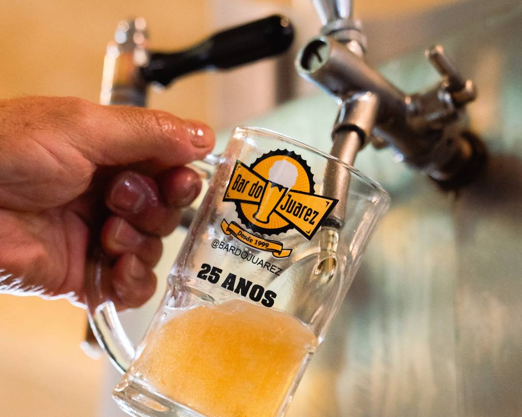 Bar do Juarez faz promoção para celebrar aniversário de 25 anos