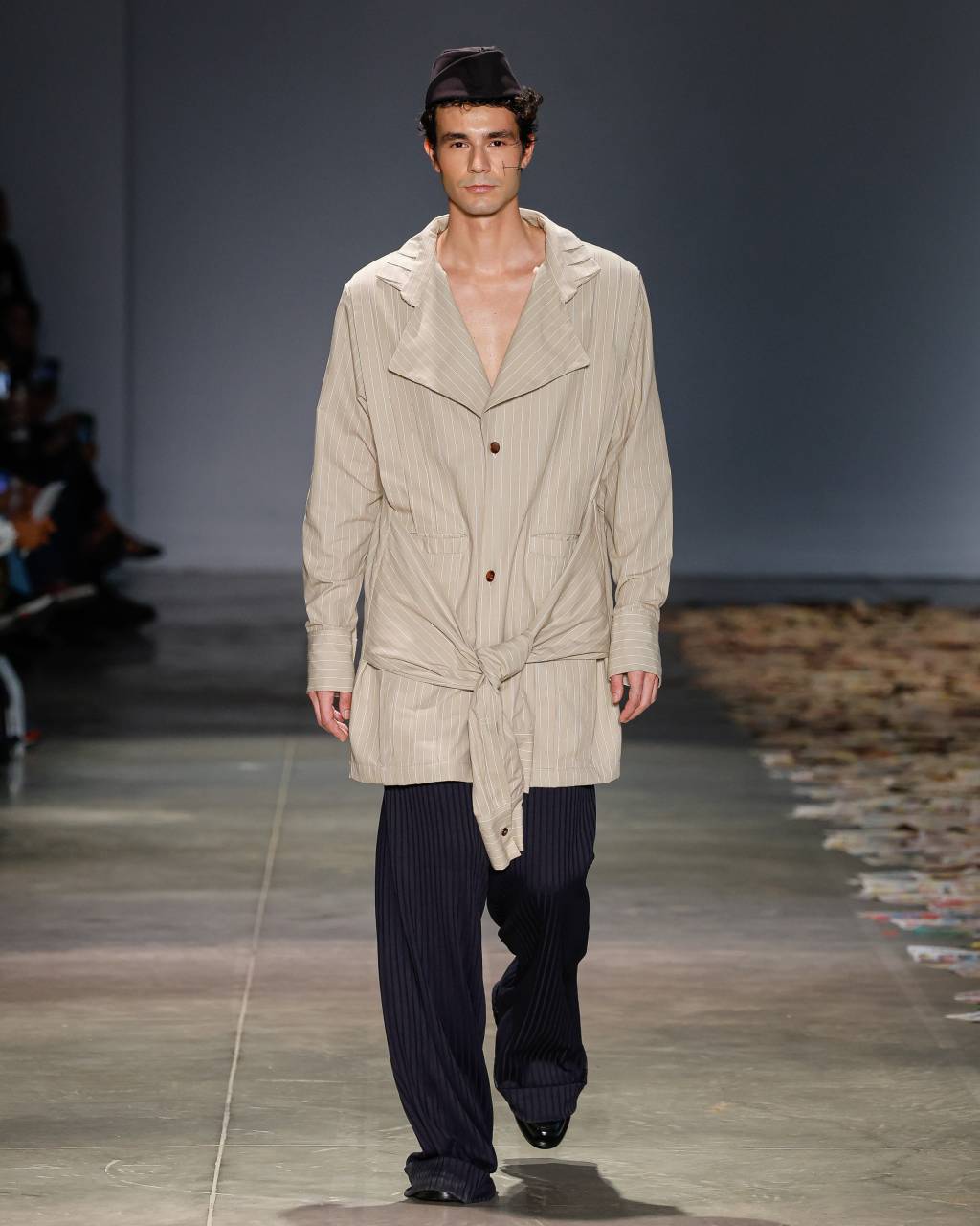 Look do desfile de Rafael Caetano