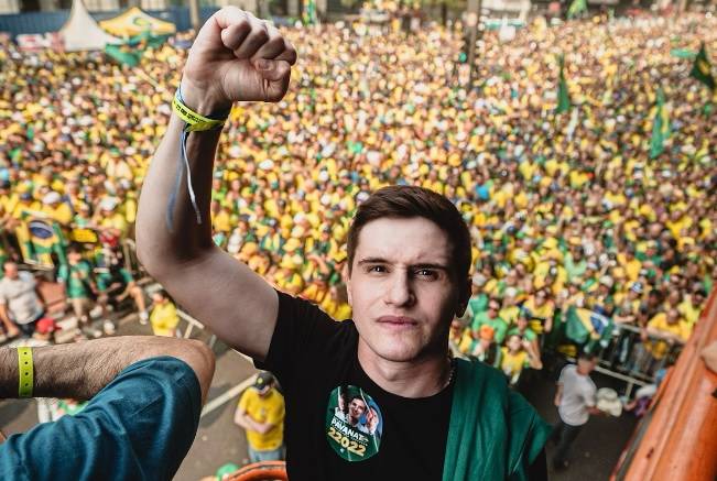 Vereador mais votado quer proibir mulher trans em banheiro feminino