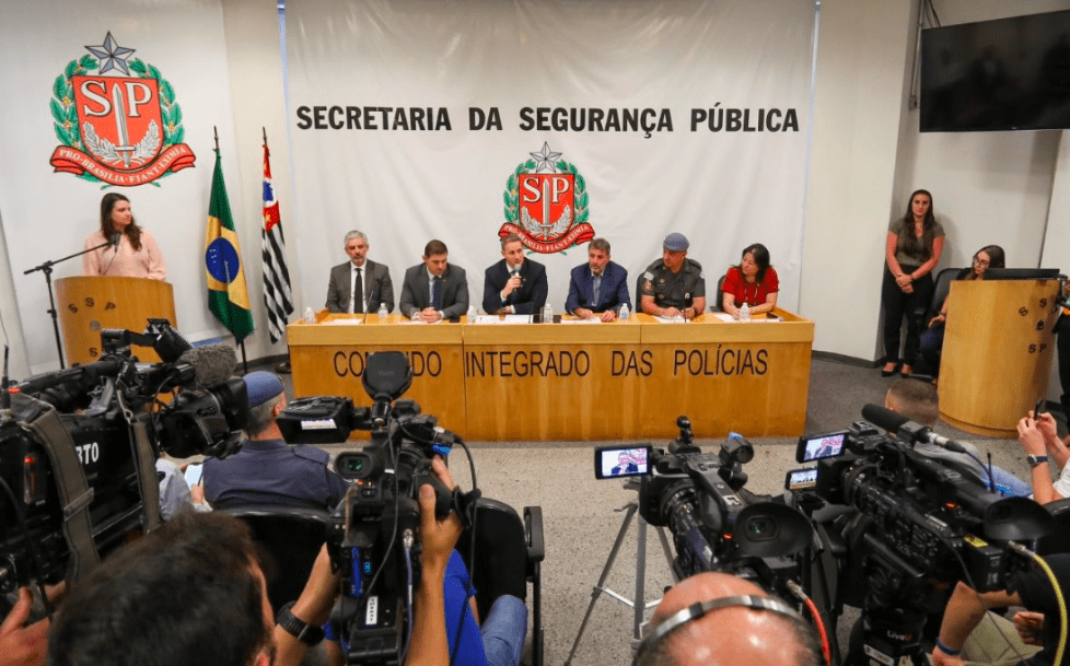 Força-tarefa afasta policiais investigados por elo com suposto delator do PCC