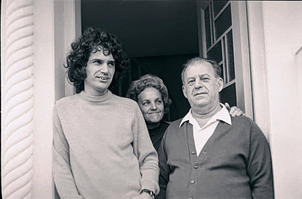 foto renato teixeira mae e pai_credito Acervo REnato Teixeira_Divulgaçãojpg renato-teixeira-fagner-kuarup