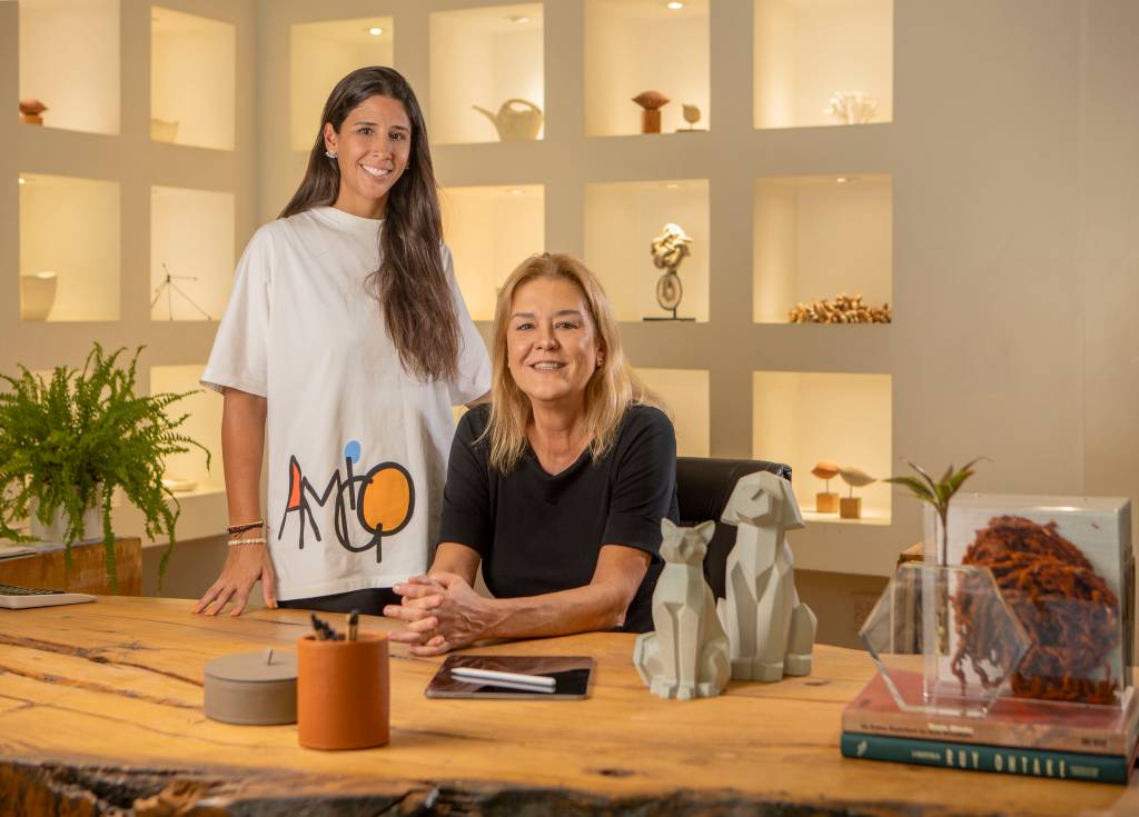 Hotel Unique promove leilão beneficente com show de Nando Reis