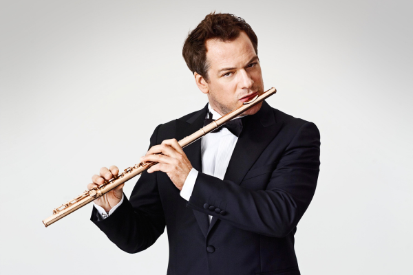 O flautista Emmanuel Pahud: três apresentações na Sala São Paulo