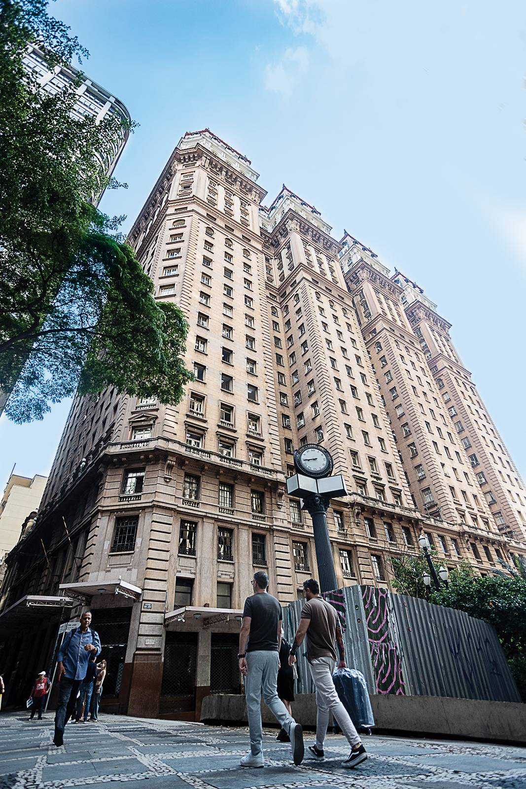 Após intensa programação cultural, Edifício Martinelli fecha em janeiro para grande reforma
