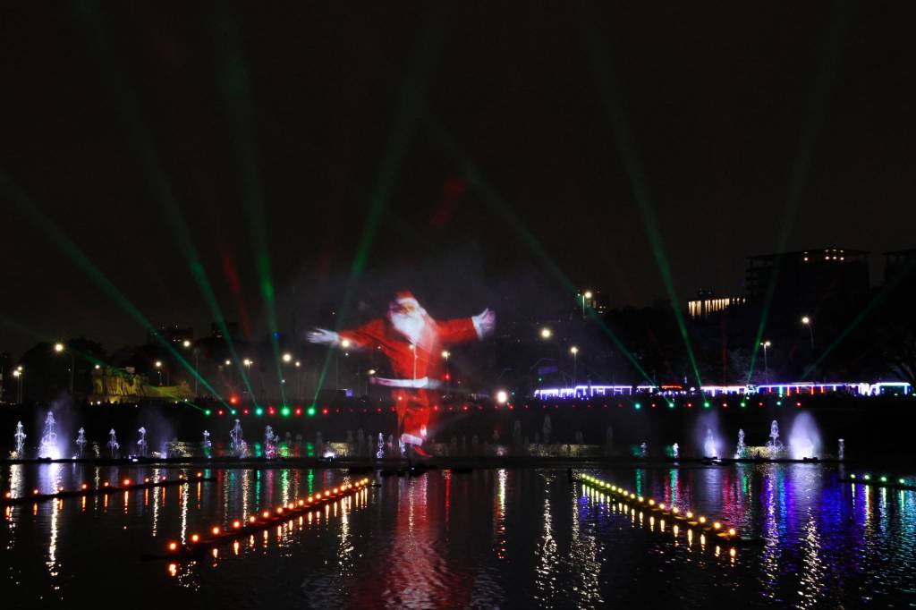 Veja programação do Parque do Ibirapuera que inclui passeio dentro da árvore de Natal