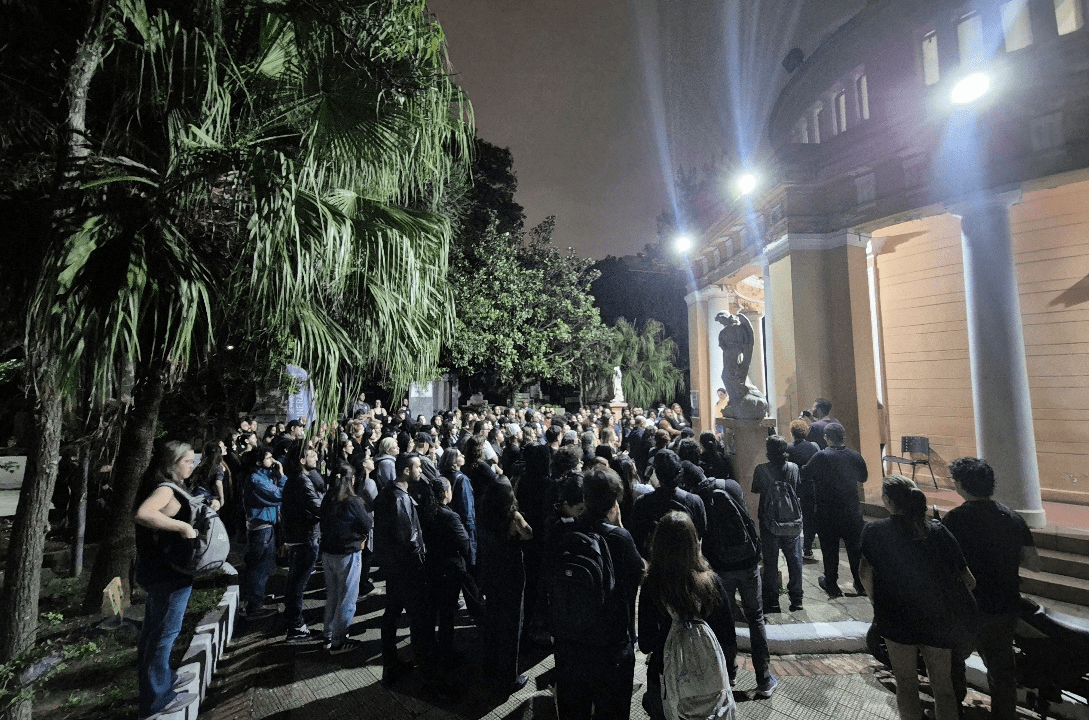 Passeio noturno pelo cemitério da Consolação