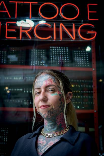 Aline Prestes, da Blackout Tattoo Aline Prestes, da Blackout Tattoo