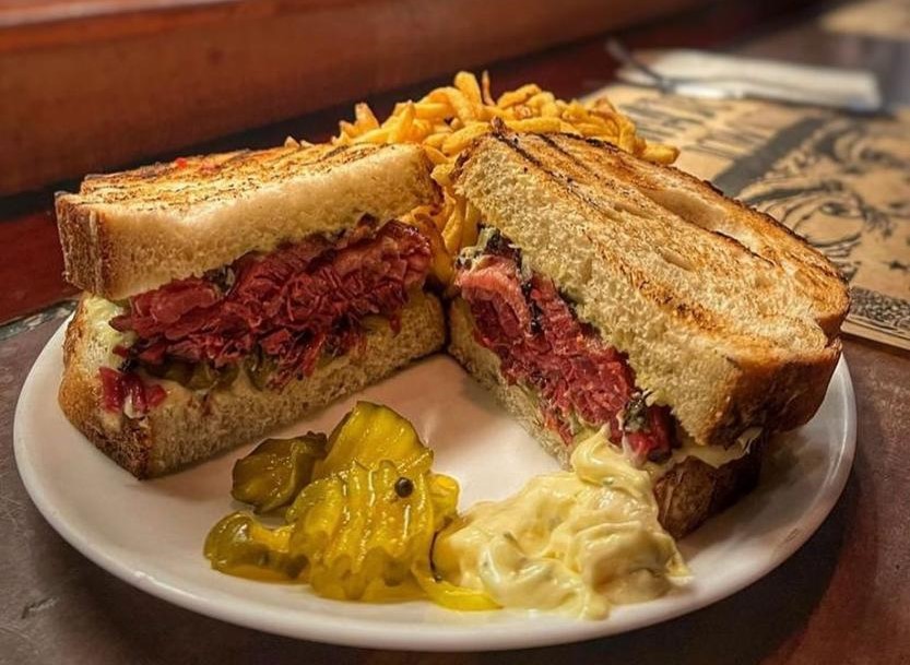 Pastrami Week: Fôrno serve sanduíches especiais de convidados