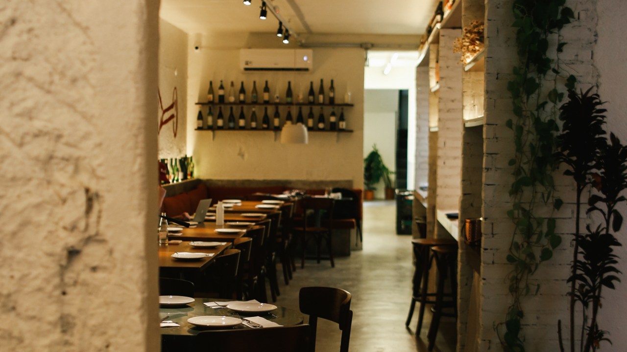 Interior do restaurante Caco, novidade em Pinheiros