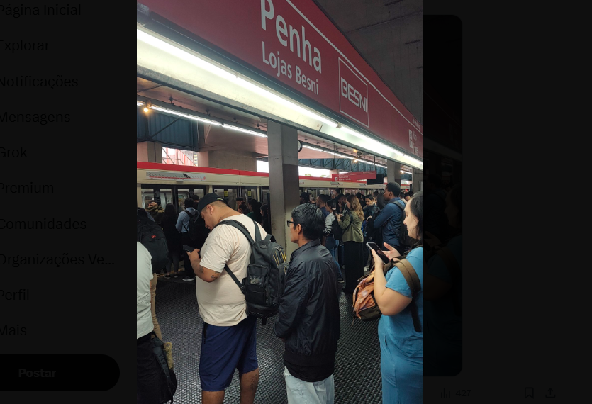 Passageiros da linha 3 do Metrô de SP enfrentam transtornos na manhã desta segunda (3)
