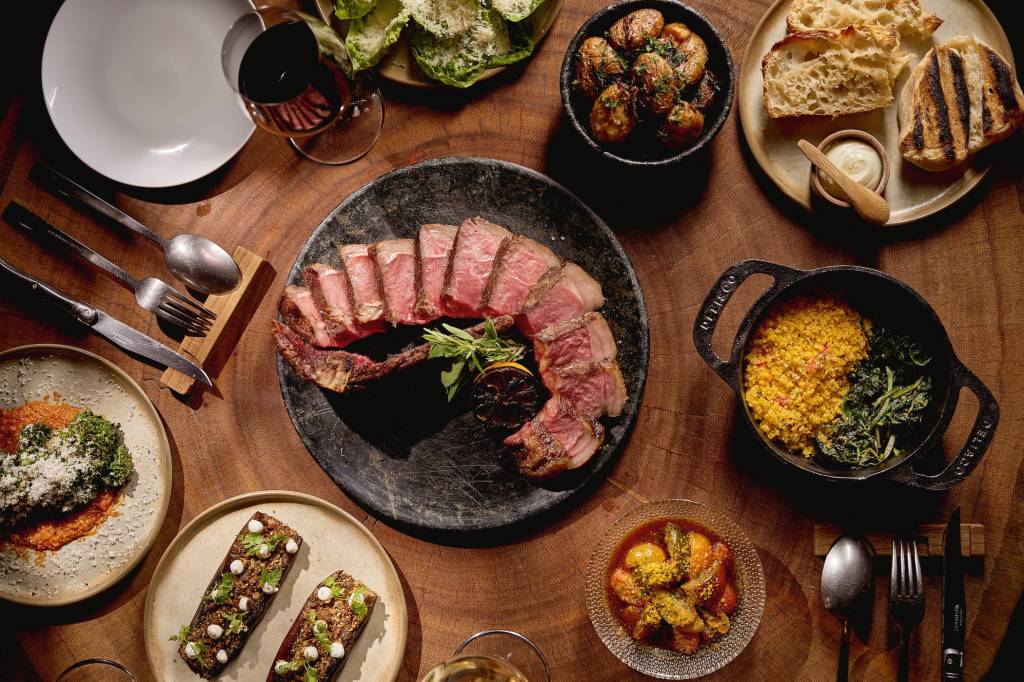 Charco destaca o churrasco de porco preto em novo menu