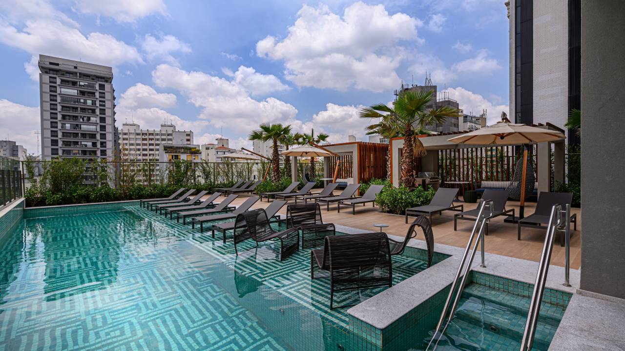Área da piscina de novo empreendimento da Ayra Star