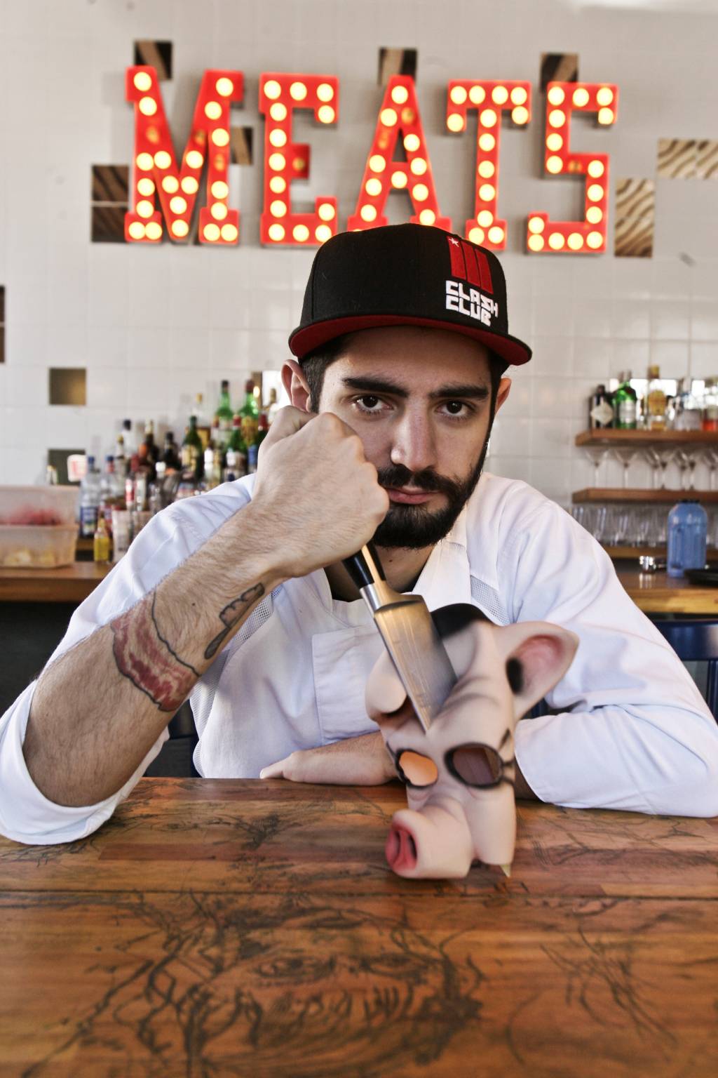 Morre o chef Paulo Yoller, especialista em hambúrguer e fundador da Meats