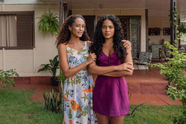Vale Tudo Raquel (Taís Araujo) e Maria de Fátima (Bella Campos).