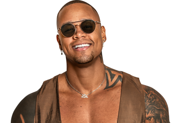 Léo Santana estreia no Carnaval de São Paulo: shows no sambódromo e na rua