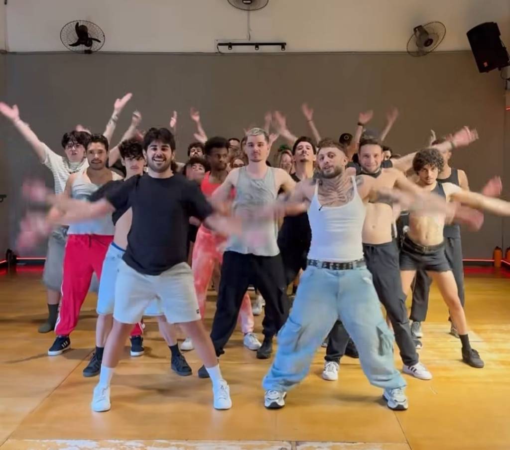 Fã clube de Lady Gaga prepara flash mob para amanhã