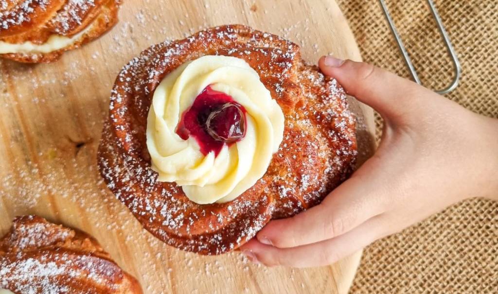Onde comprar zeppola, o doce italiano que celebra o Dia de São José