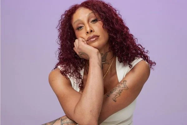 Assessoria de Linn da Quebrada confirma internação da artista