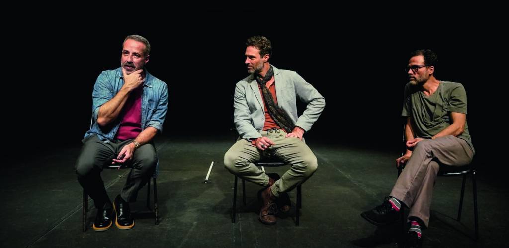 “Entre irmãos”: relação fraternal é esmiuçada em peça de Marcos Damigo