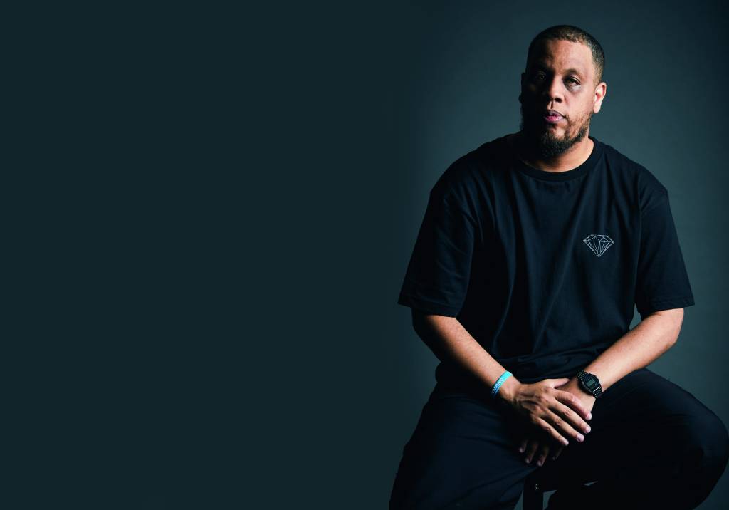 Kamau leva rap e hip-hop ao palco do Blue Note