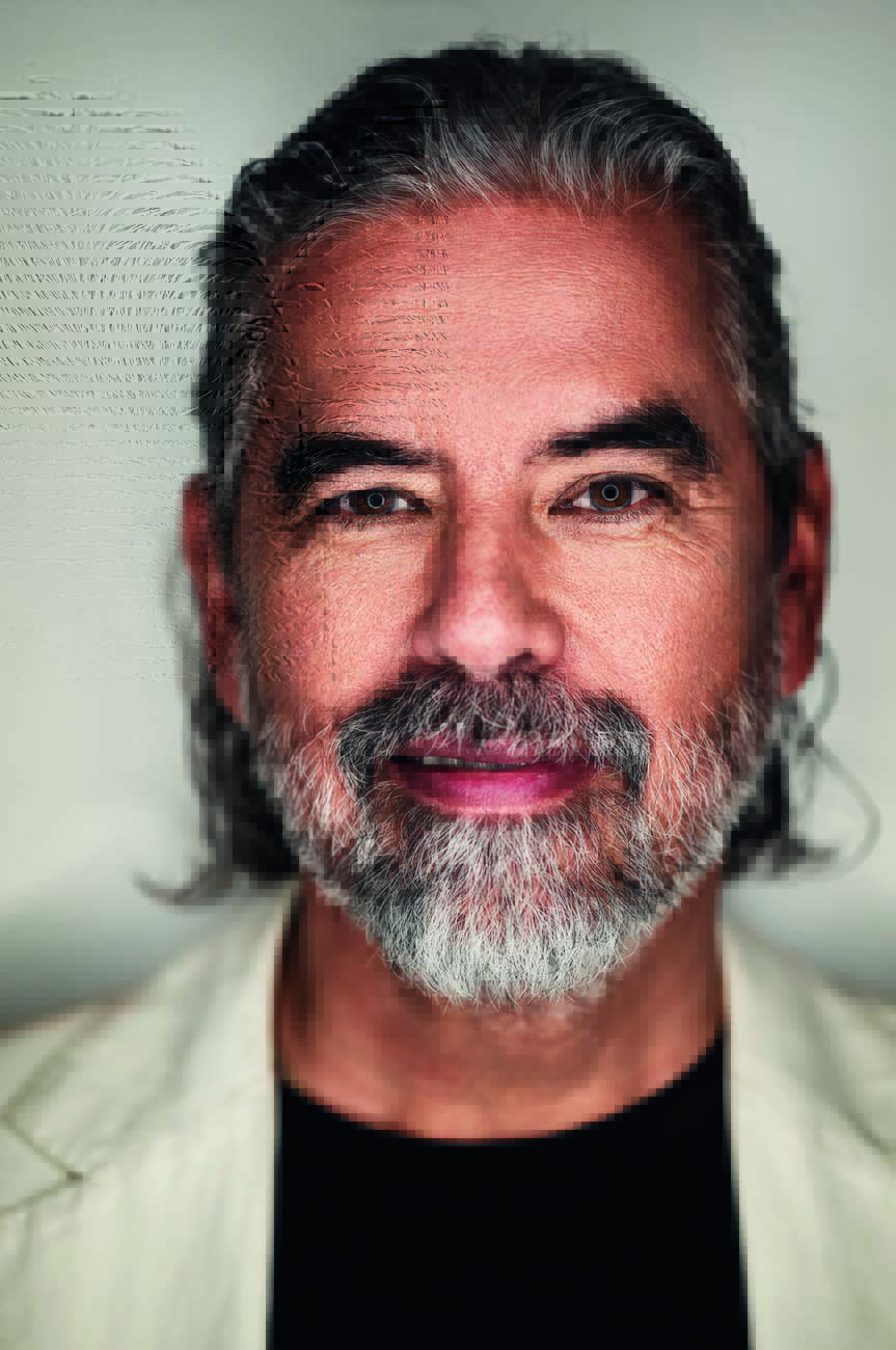 HenkBRogers_Headshot.jpg Homem de barba grisalha
