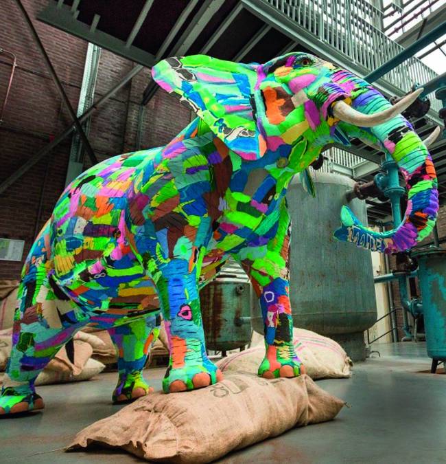 Ocean Sole_Elefante.png bienal-do-lixo-2025