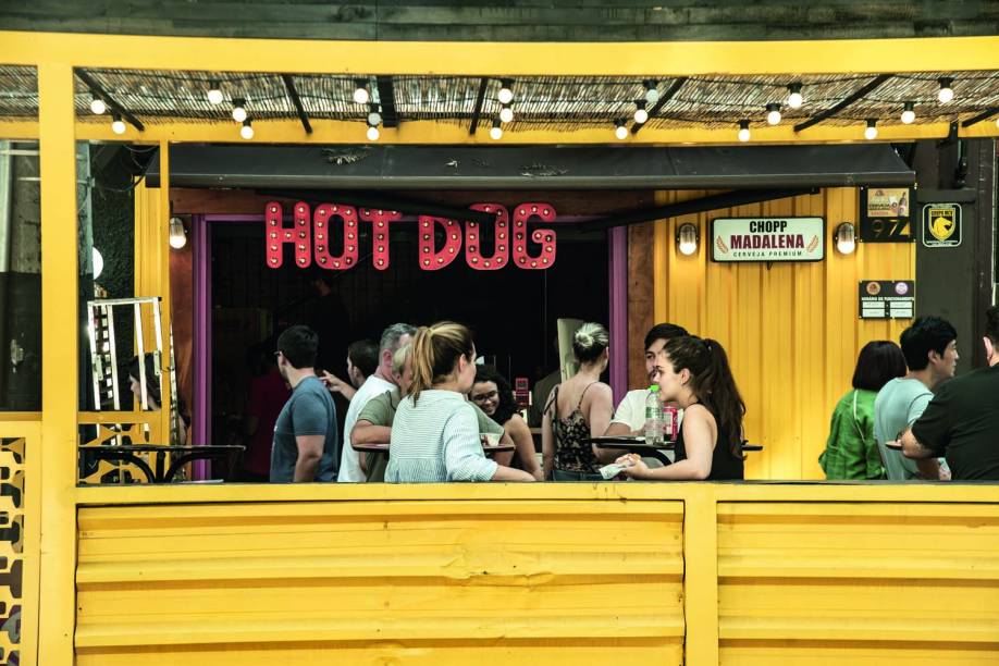 PoPa Artesanal Hot Dog: ambiente repaginado