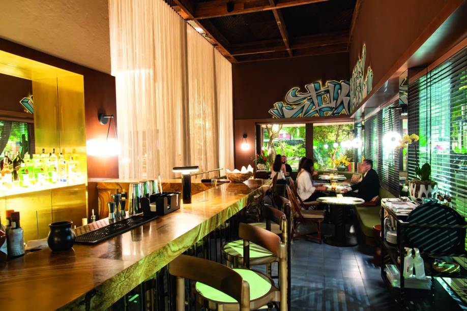 Resid Bar: espaço encaixado noDalva e Dito, restaurante de Alex Atala Resid Bar: espaço encaixado noDalva e Dito, restaurante de Alex Atala