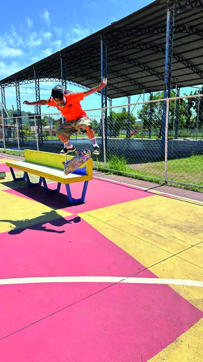 ong social skate social-skate
