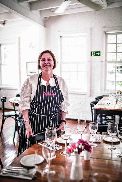 Carla Pernambuco, do Carlota Carla Pernambuco, do Carlota