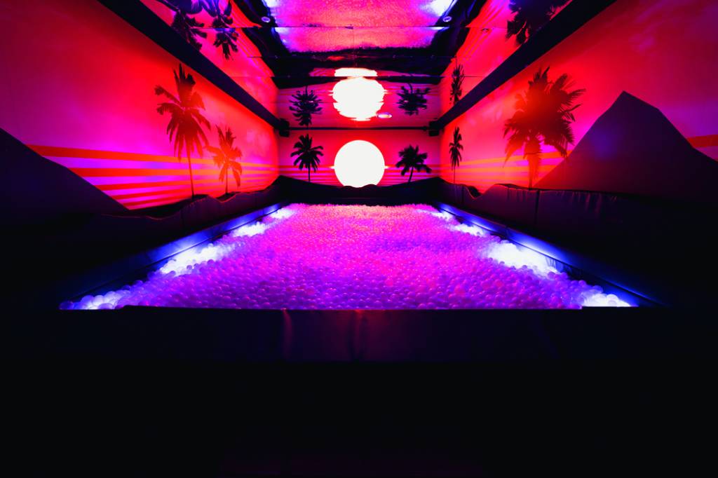 Dopamine Land _ Créditos_ Divulgação.jpg Laguna Pôr do Sol: uma das salas do Dopamine Land