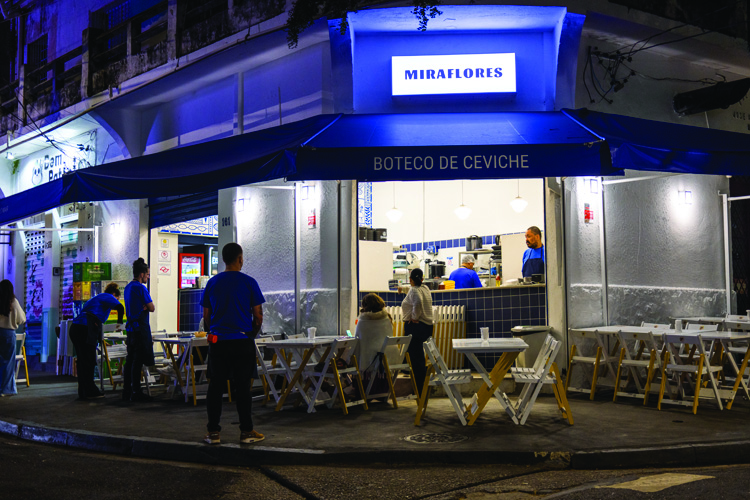 Miraflores: boteco de ceviche e frutos do mar