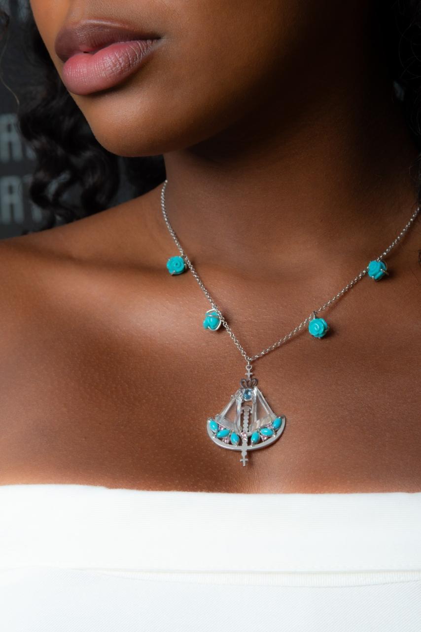 Gaby Alves lança coleção de joias inspiradas em bordados