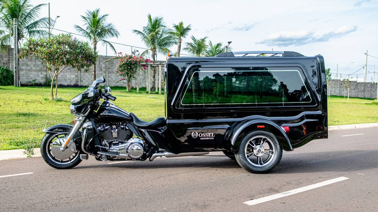 Moto-cortejo preta