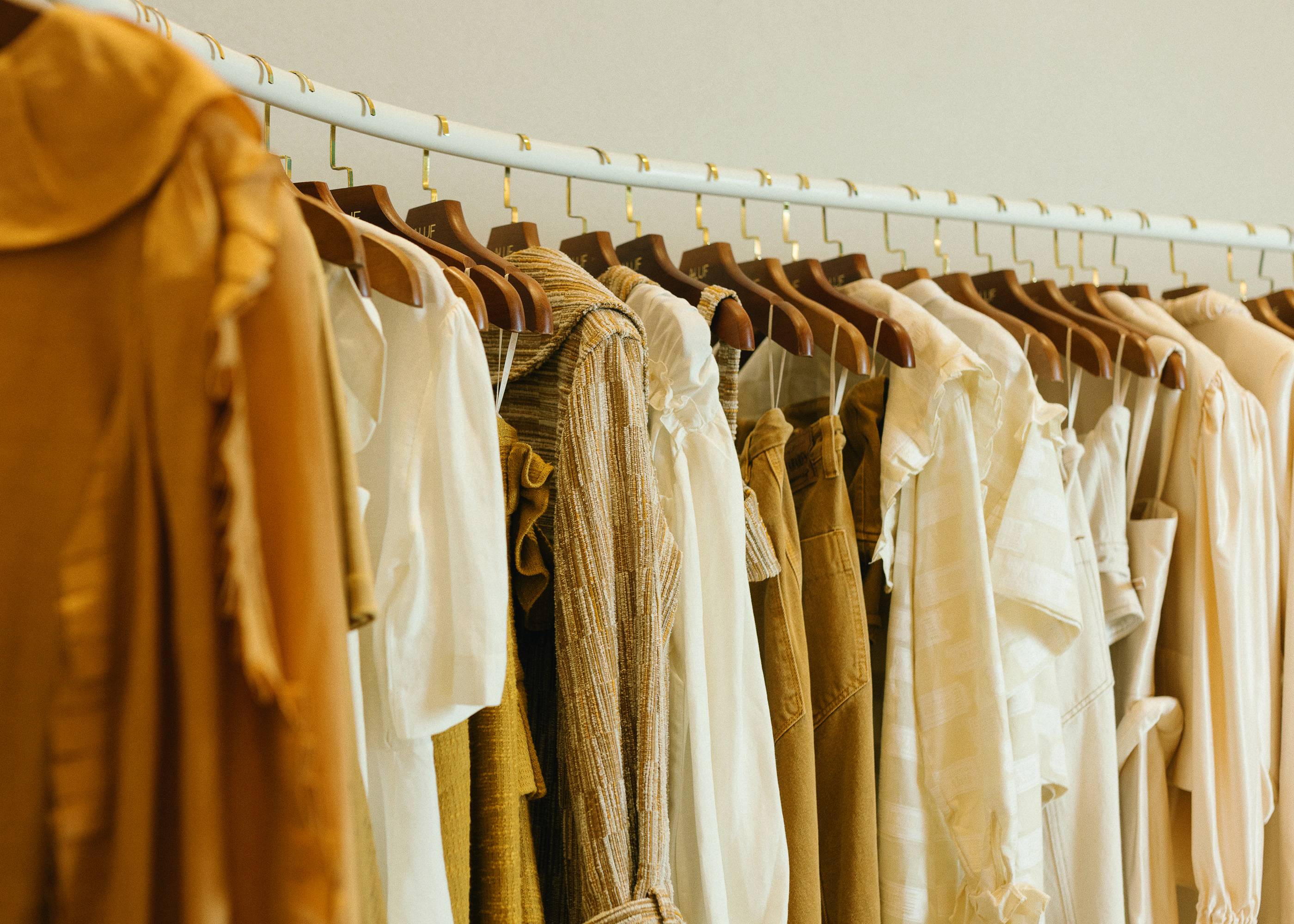 Quatro marcas da moda que apostam na elegância discreta para o inverno