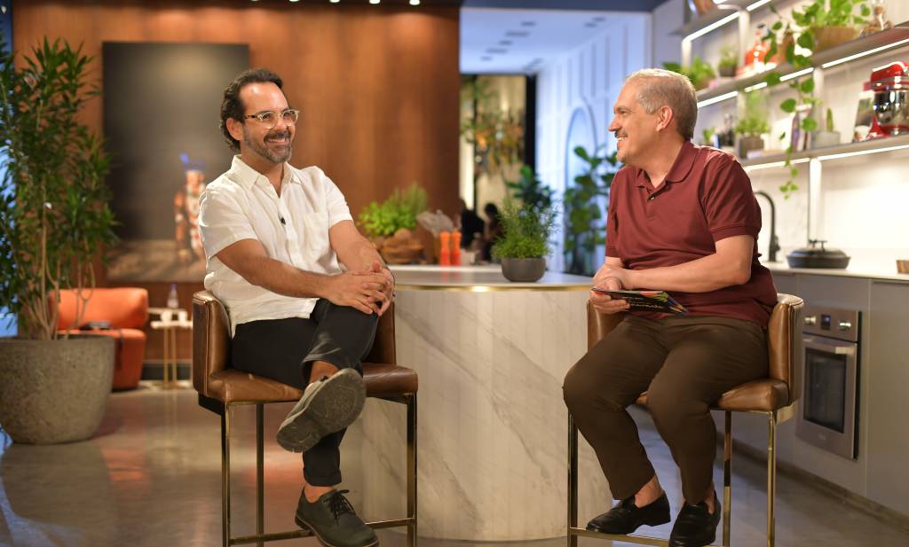 Onildo Rocha repensa a culinária brasileira no Cozinha do Lorençato