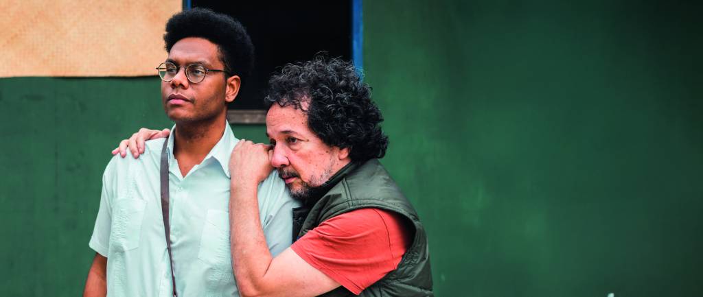 Em ‘Macuco’, entregador de app revive infância em comunidade tradicional