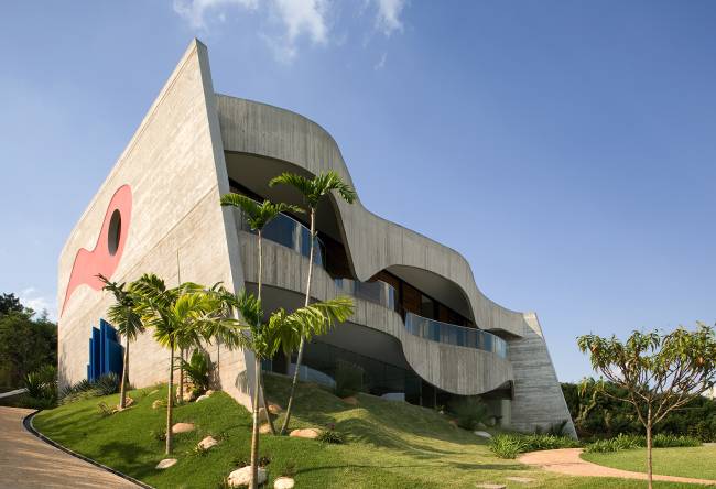 casa-calinhos-ruy-ohtake