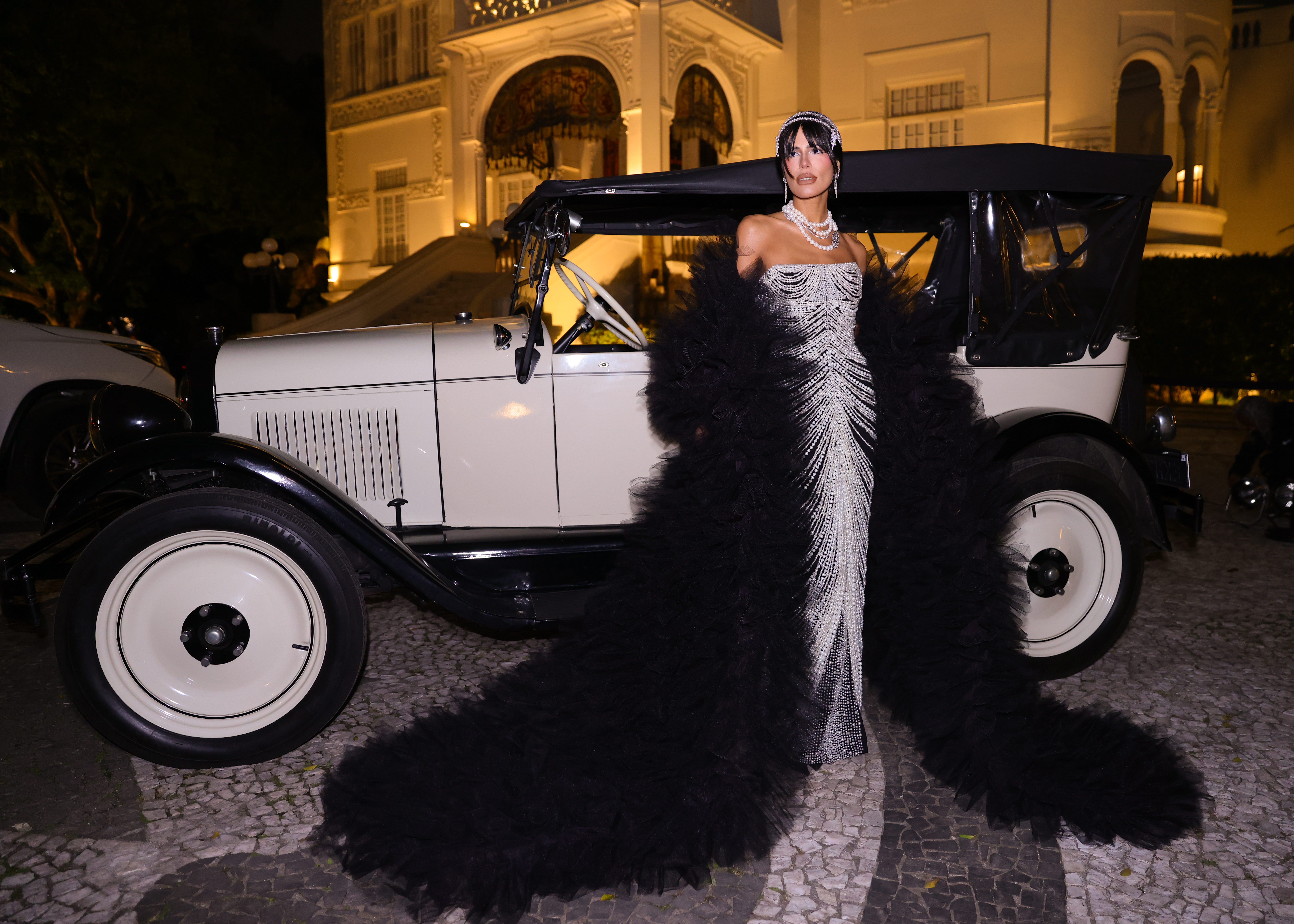 Anttónia Morais celebra aniversário com festão no Palácio dos Cedros