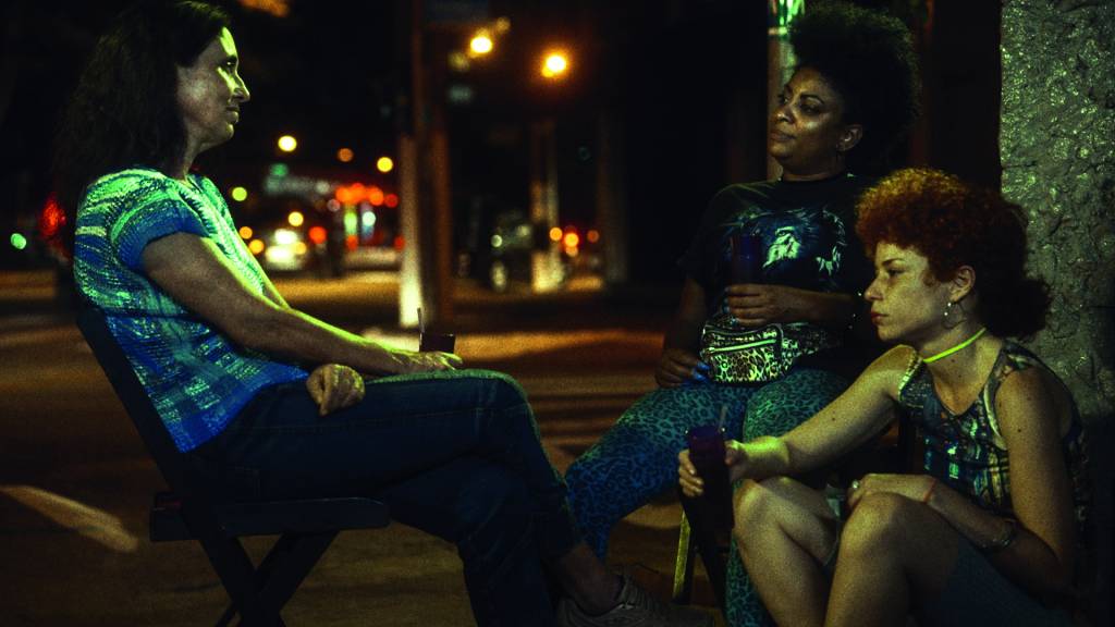 Conheça ‘Cidade; Campo’: drama nacional ofuscado por ‘Ainda Estou Aqui’