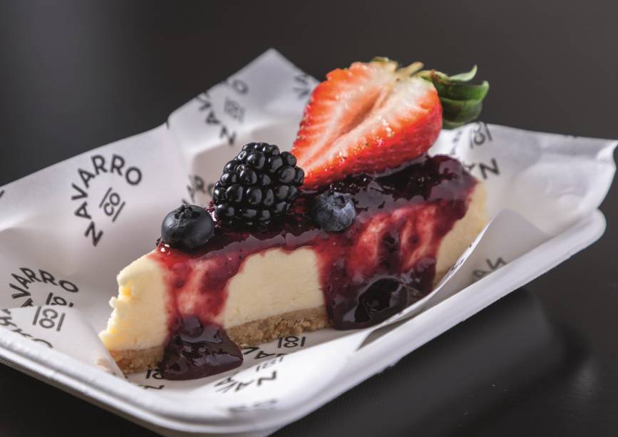 Navarro Cheesecake: a fatia de frutas vermelhas