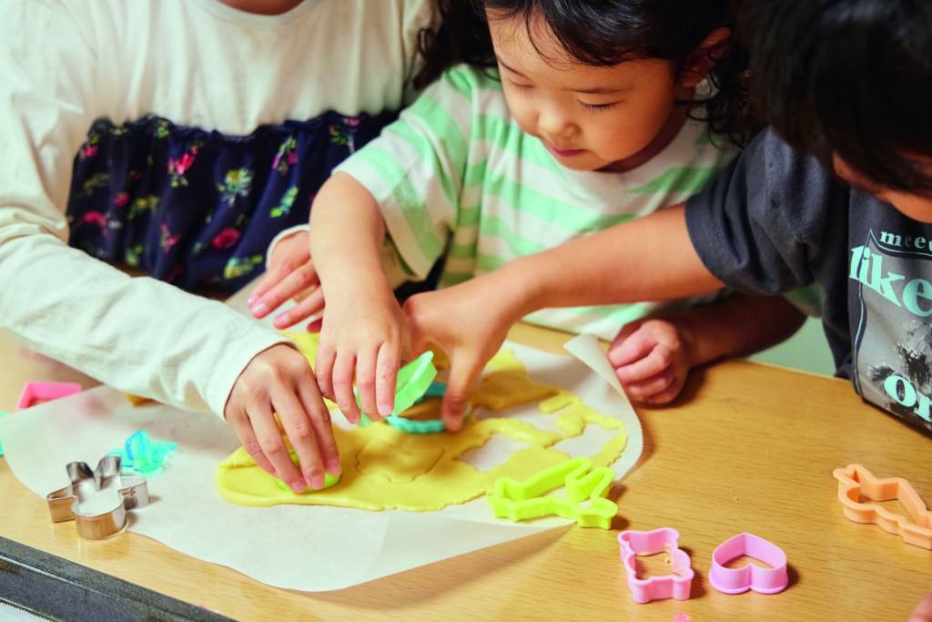 Brincadeiras à mesa: bentô de massinha na Japan House