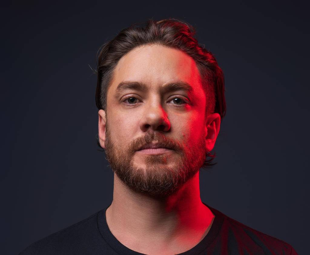 “Me escondi por décadas para ser aceito”, diz Leo Miggiorin