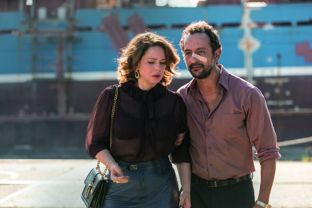 Nova tragicomédia ‘Os Enforcados’: uma loucura sem fim