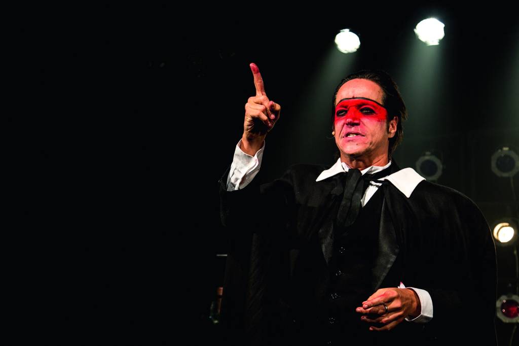 Teatro Oficina é palco de solo sobre obra de Gregório de Matos