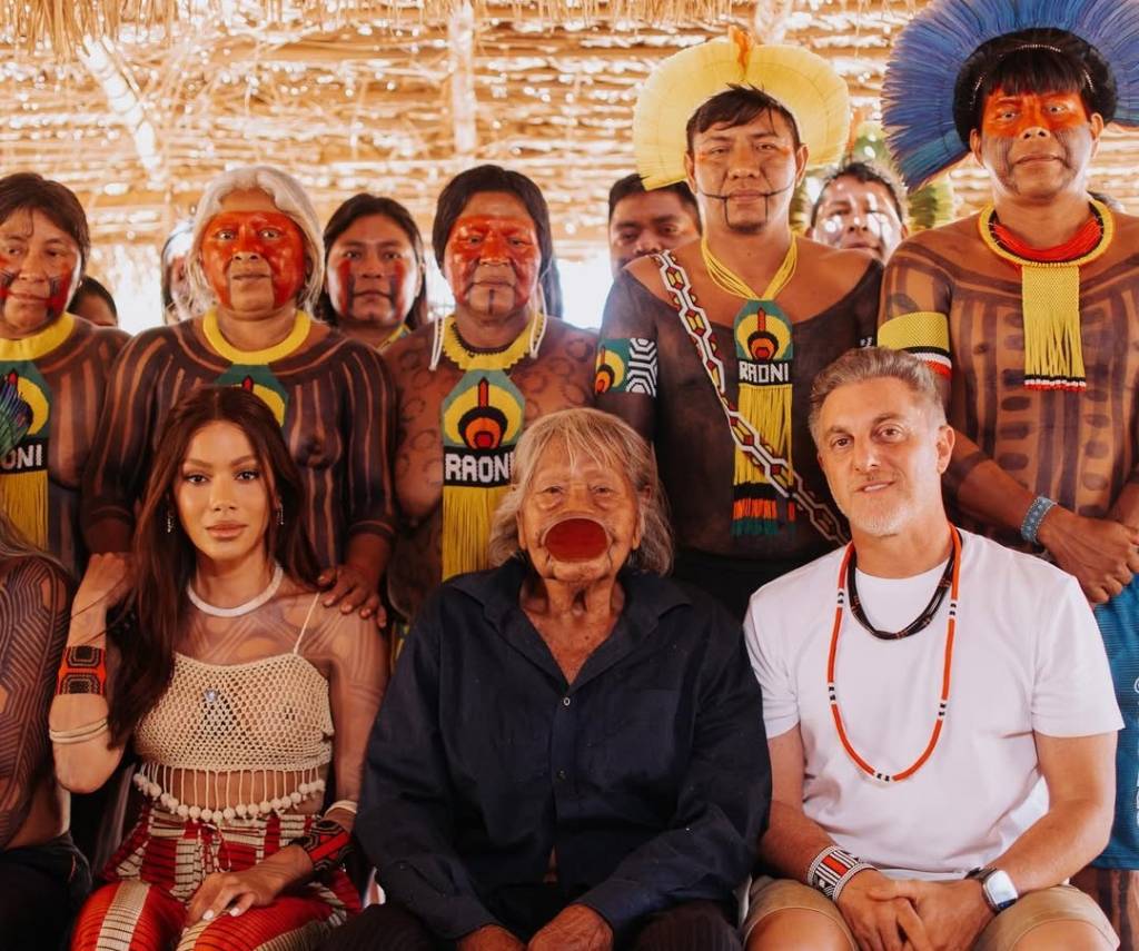 Saiba como foi visita de Anitta ao Parque Indígena do Xingu