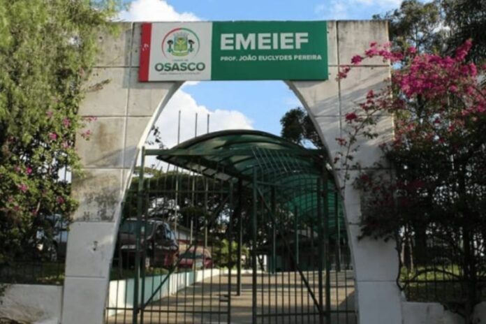 33 alunos passam mal após dedetização de escola em Osasco